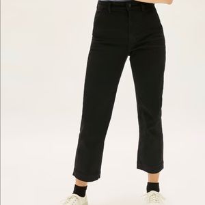 Everlane Black Lightweight Straight-Leg Crop